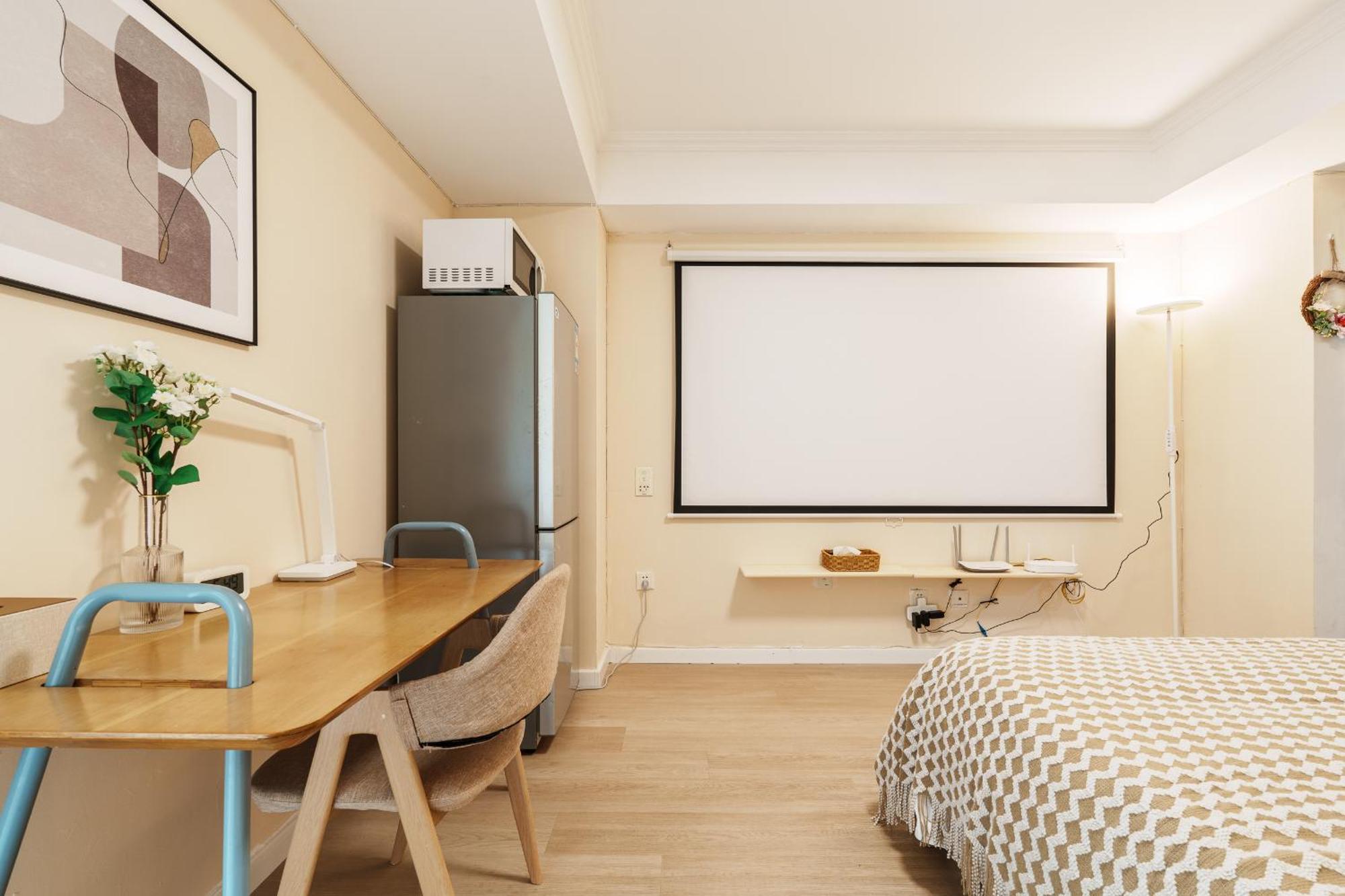 Apartment Qiya Luxury Lujiazui Beiyangjing Subway Station Branch