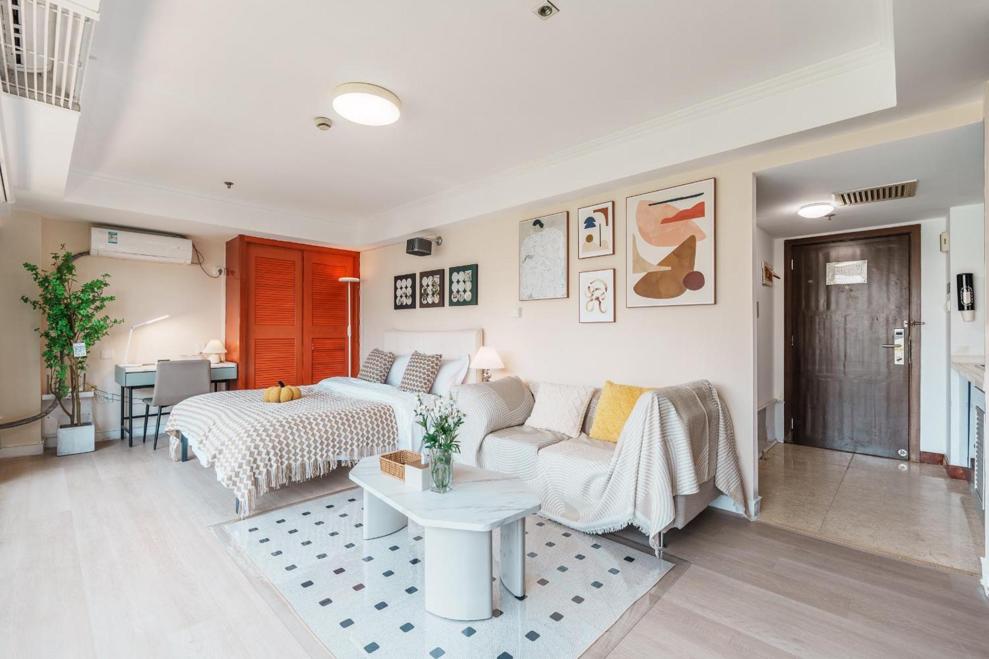 Apartment Qiya Luxury Lujiazui Beiyangjing Subway Station Branch *