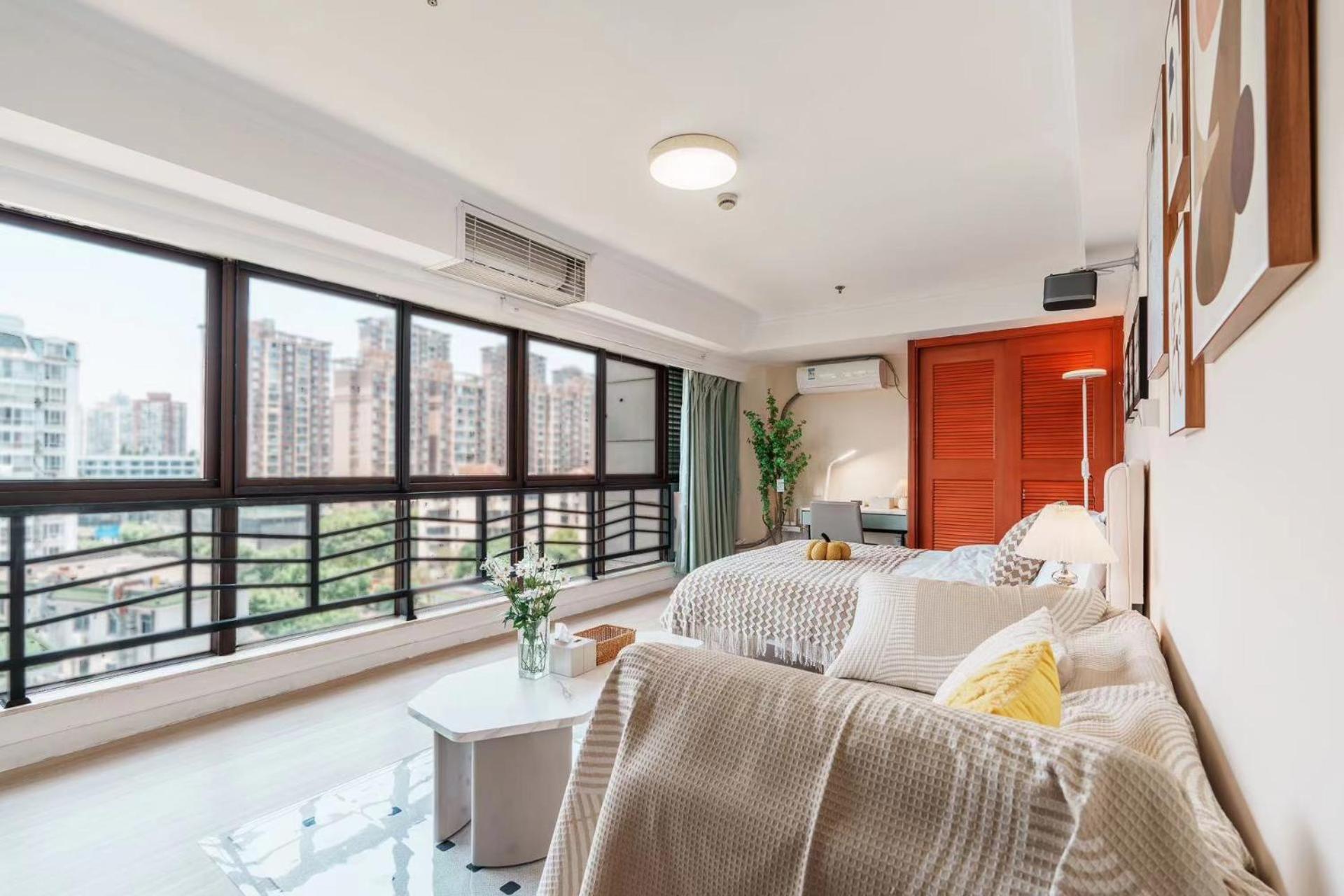 Apartment Qiya Luxury Lujiazui Beiyangjing Subway Station Branch *