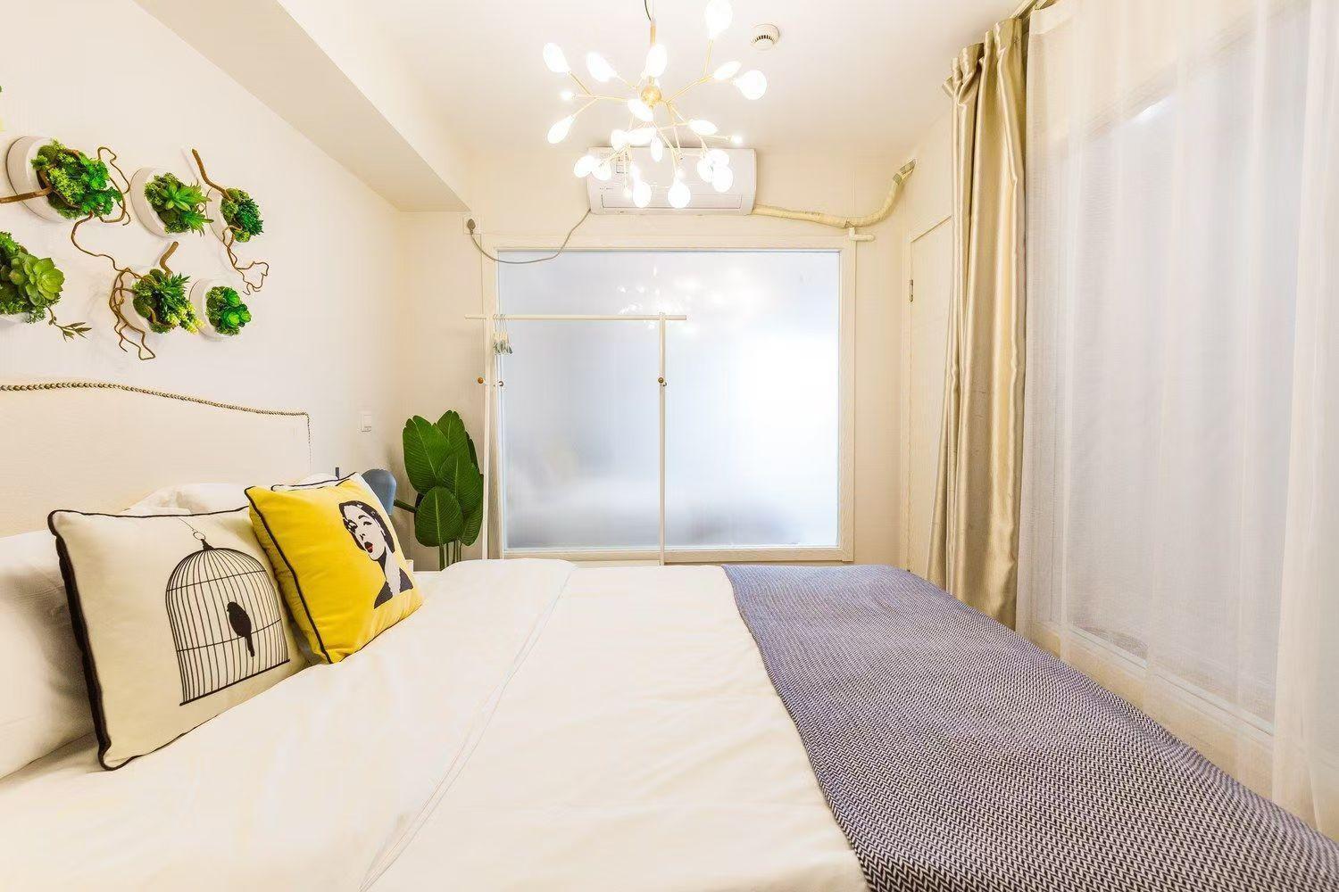 Apartment Qiya Luxury Lujiazui Beiyangjing Subway Station Branch *